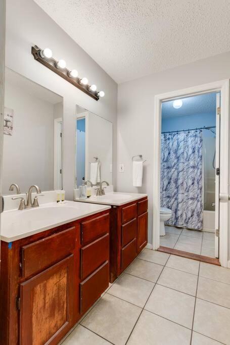 Lovely 2 Bdr Condo With Balcony 2M To Broadway Nashville Eksteriør bilde