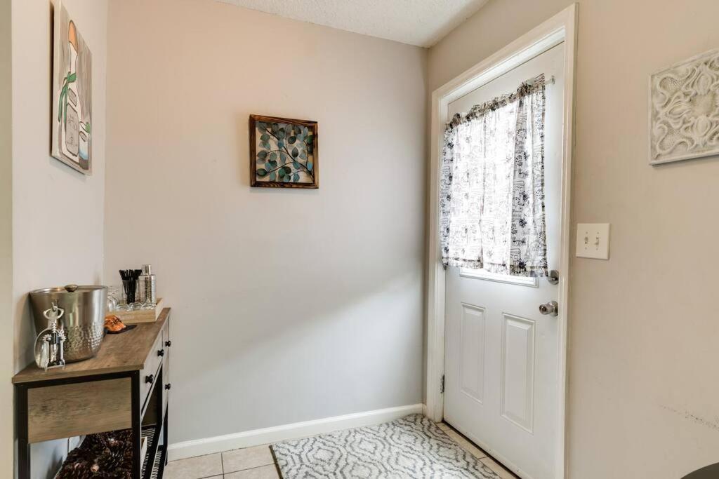 Lovely 2 Bdr Condo With Balcony 2M To Broadway Nashville Eksteriør bilde